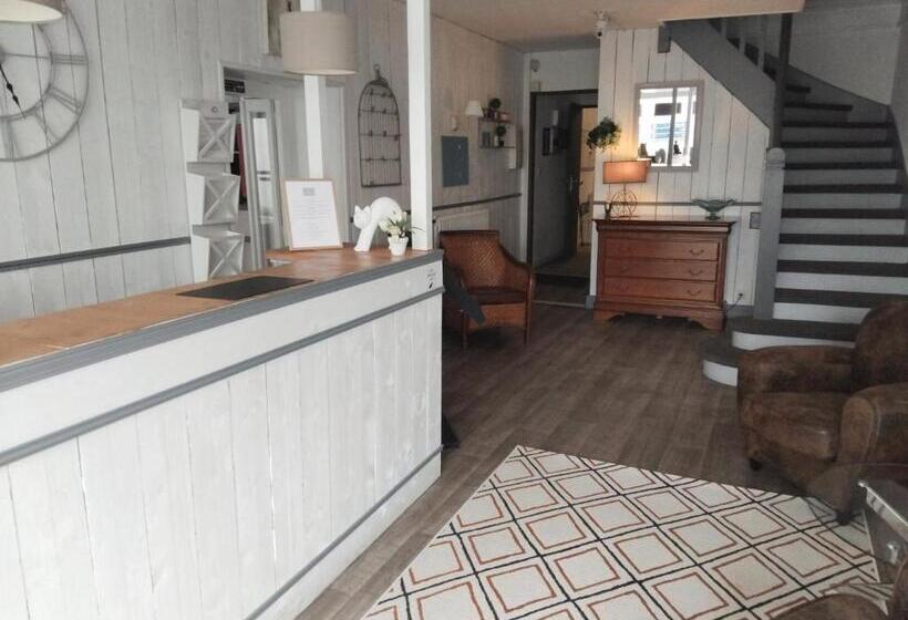 فندق Hôtel Les Thermes