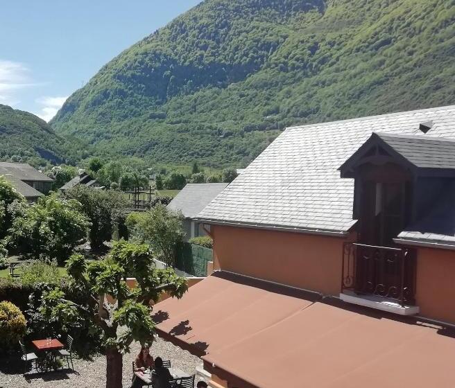 فندق Hôtel De La Gare