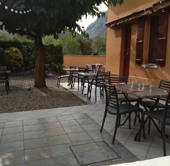 Hotelli Hôtel De La Gare