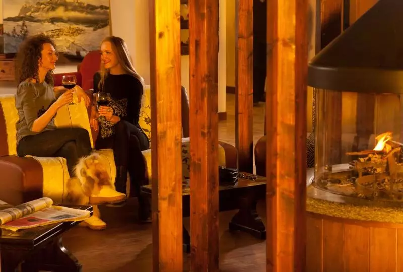 Отель Alaska Cortina