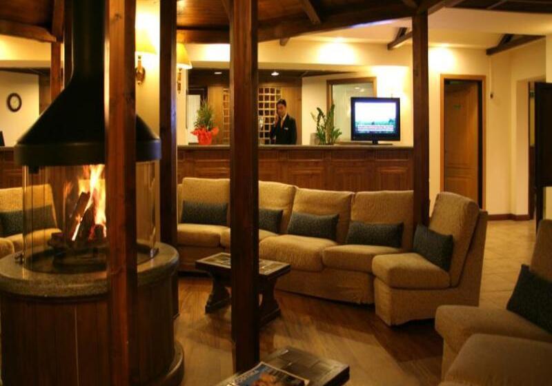 هتل Alaska Cortina