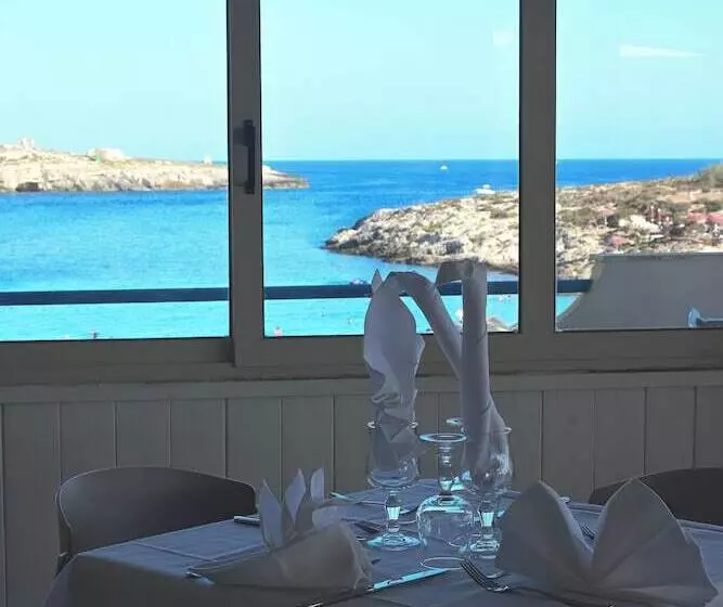 ホテル Baia Turchese