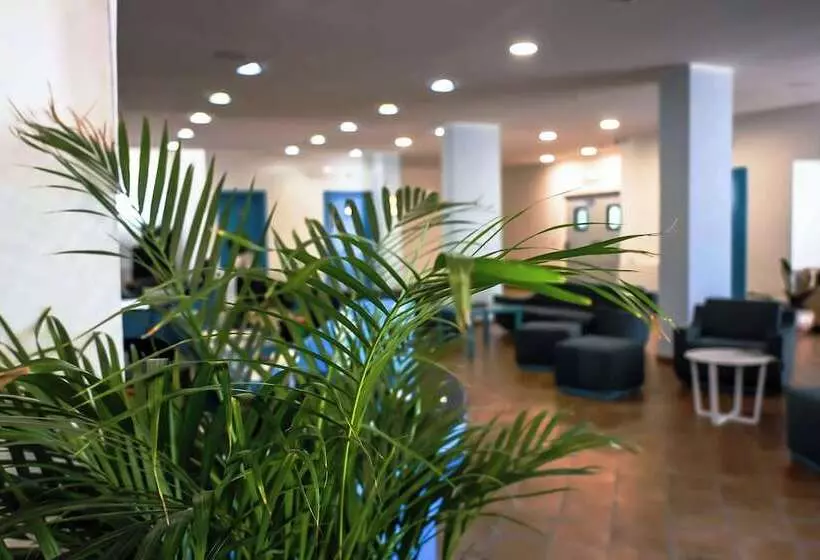 ホテル Baia Turchese