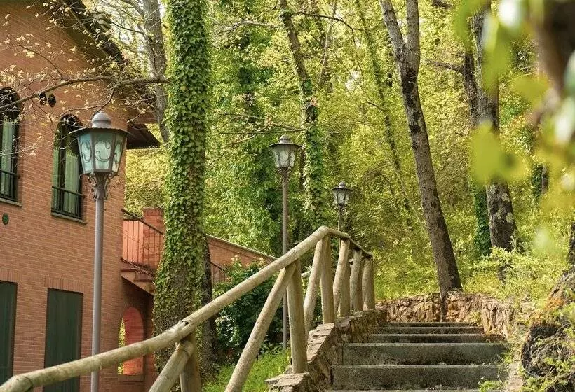 فندق Carpediem Assisi Living Club