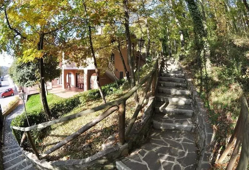 فندق Carpediem Assisi Living Club