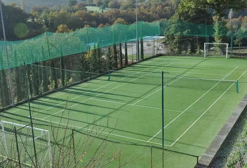 فندق Carpediem Assisi Living Club