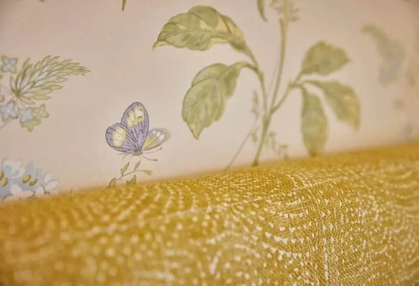 Отель Perryville House