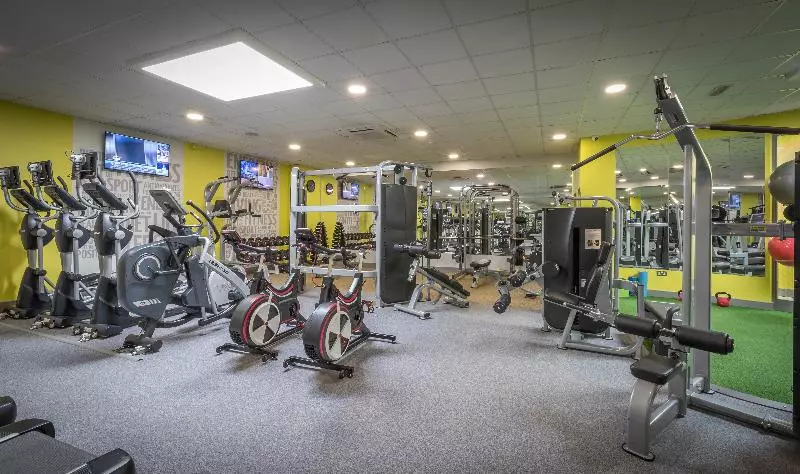 هتل Springhill Court