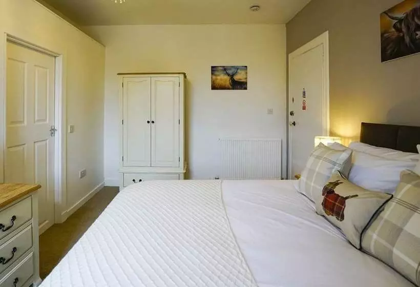 تختخواب و صبحانه Atholl Guest House