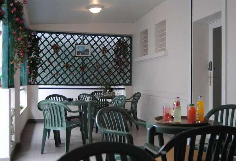 ホテル Saint Contard