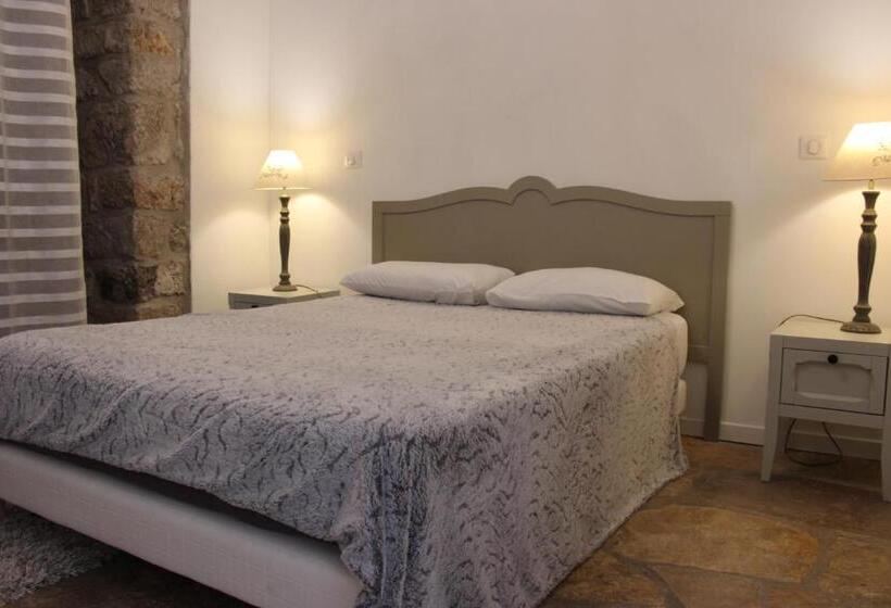 호텔 Hôtel Burlatis