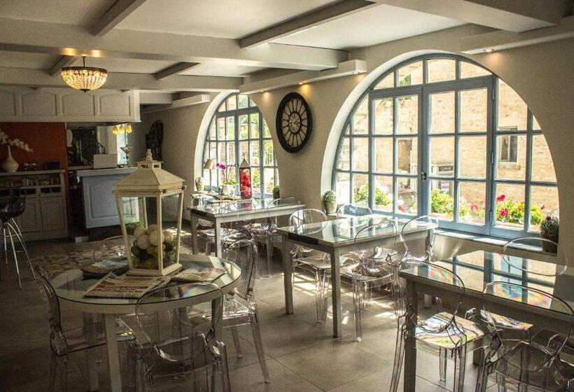 호텔 Hôtel Burlatis