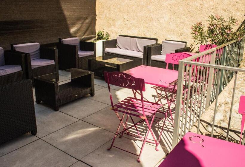 호텔 Hôtel Burlatis