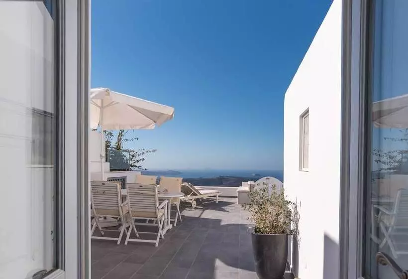 Karpimo Horizon   Caldera View With Private Hot Tub