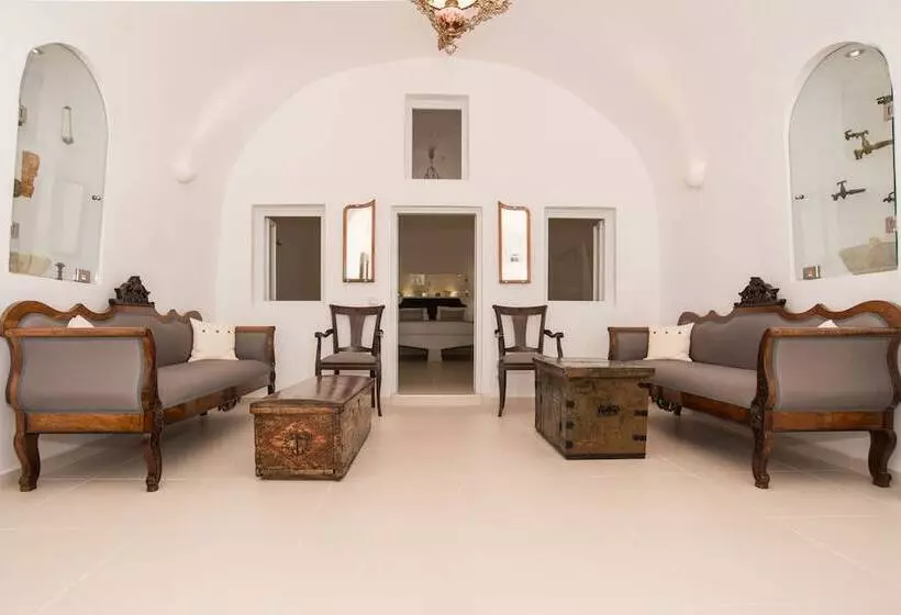 Karpimo Horizon   Caldera View With Private Hot Tub