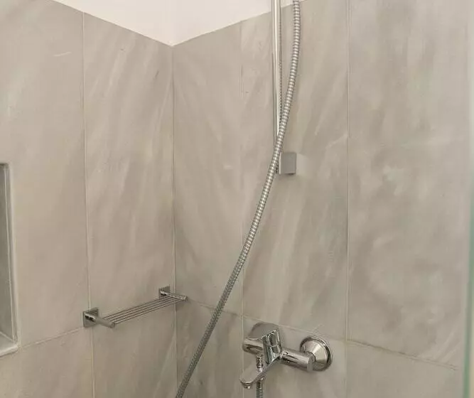 Karpimo Horizon   Caldera View With Private Hot Tub