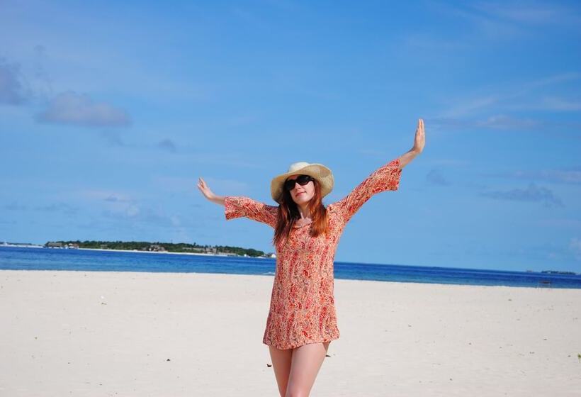 هتل Ithaa Inn Kamadhoo