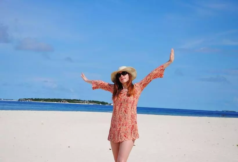 هتل Ithaa Inn Kamadhoo