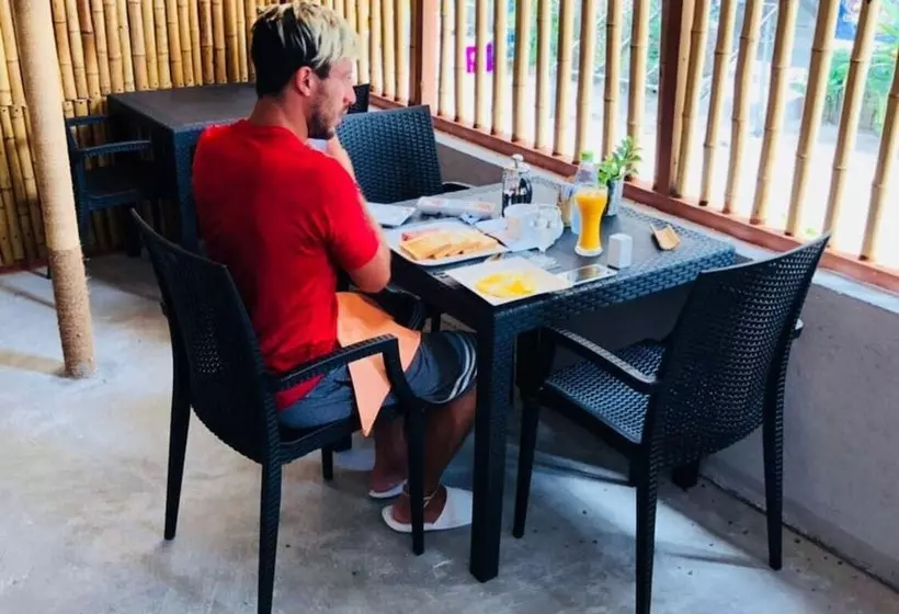 هتل Sandy Heaven Maldives