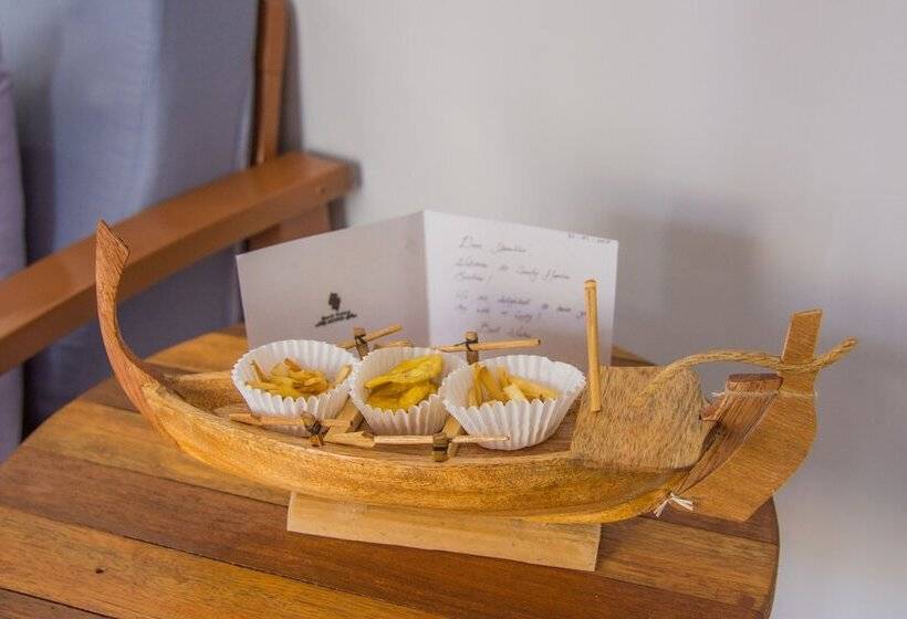 هتل Sandy Heaven Maldives