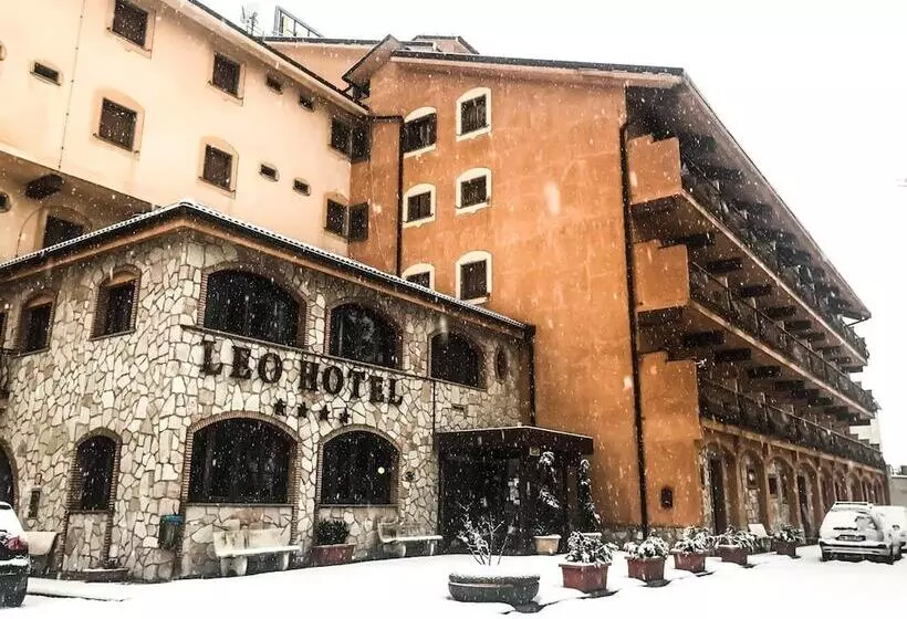 هتل Leo