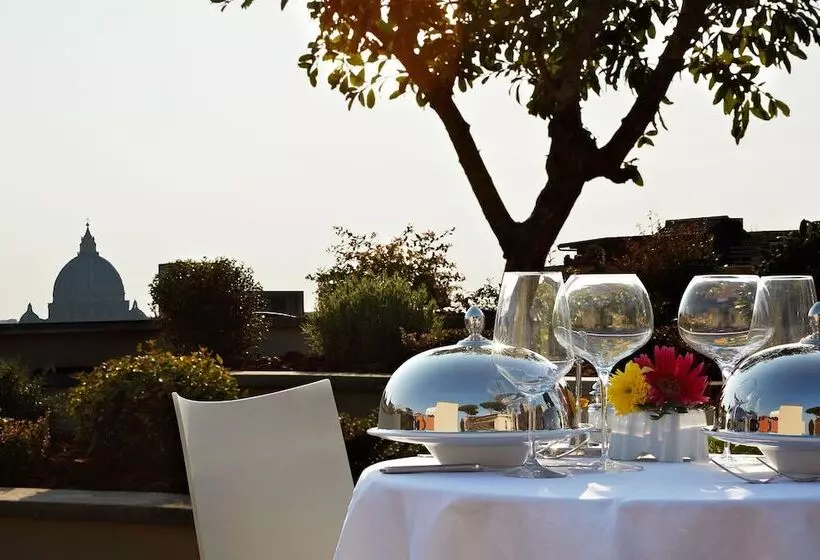 בית מלון כפרי The Code