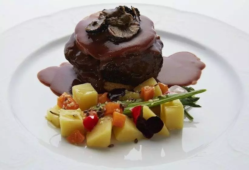 בית מלון כפרי The Code