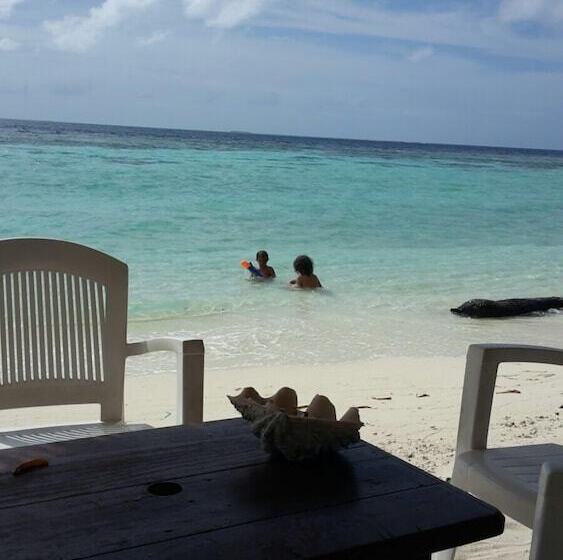 پانسیون Hudhu Raakani Lodge