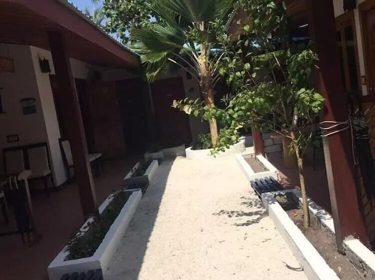 پانسیون Hudhu Raakani Lodge