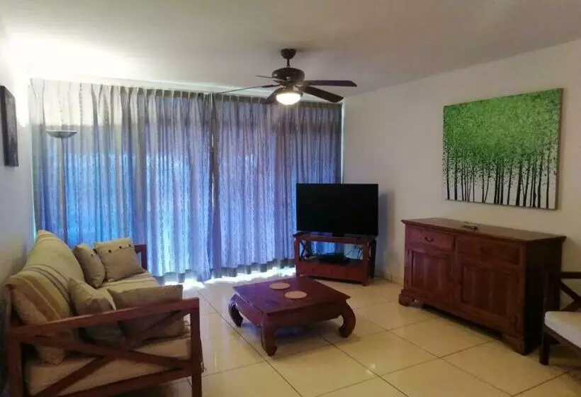 Tahiti   Le Condo Ariitea