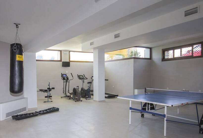 Hostal Doña Lola Marina