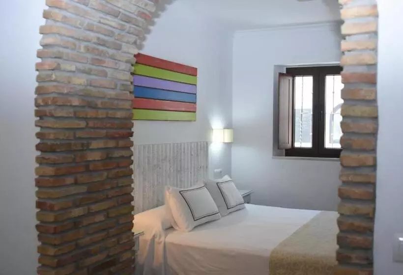 Hostal Doña Lola Marina