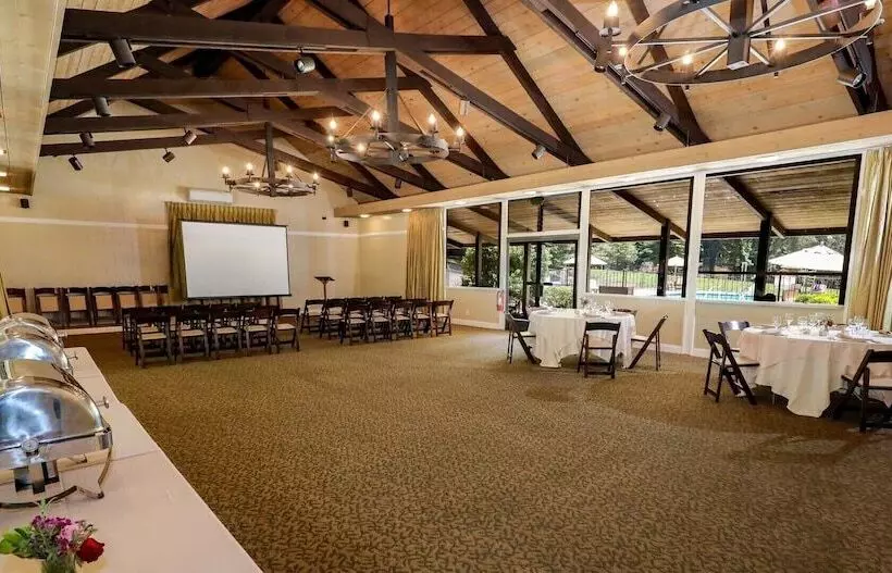 ホテル Big Sur Lodge
