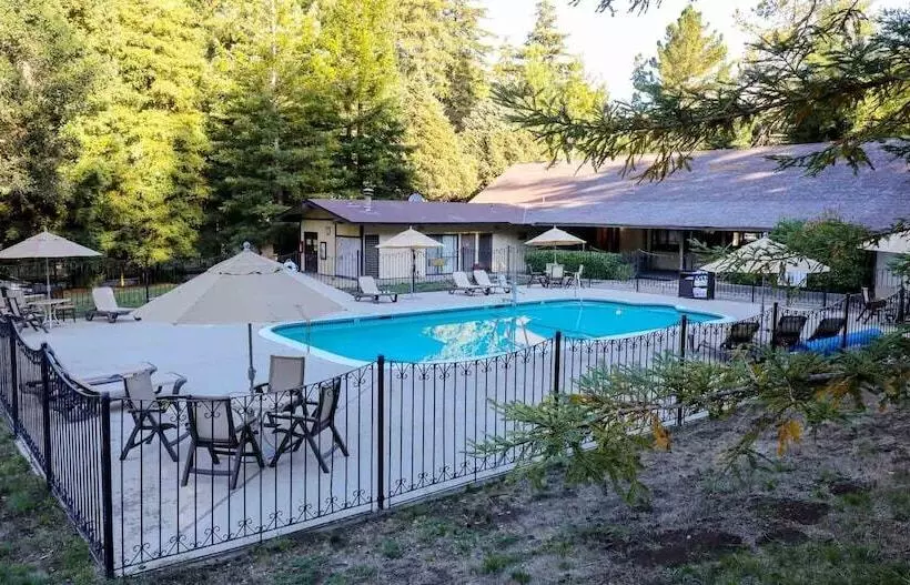 ホテル Big Sur Lodge