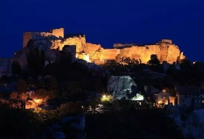 Hotelli Maison Volver