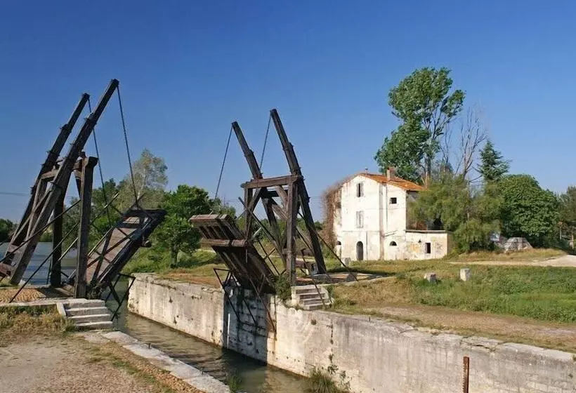 Hotelli Maison Volver