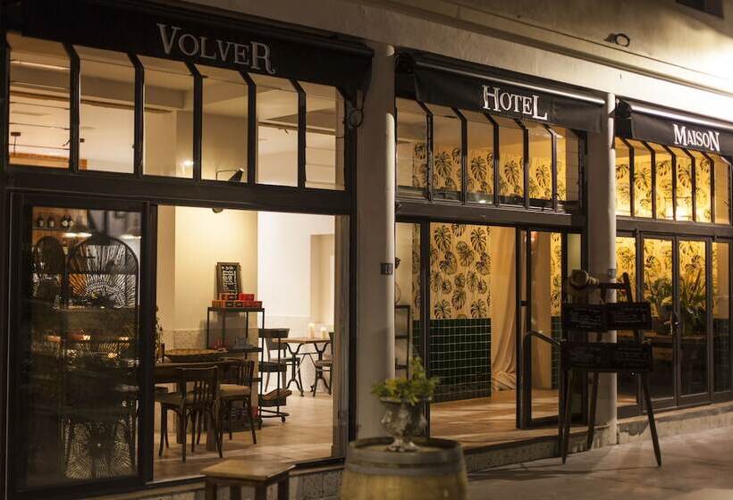 هتل Maison Volver