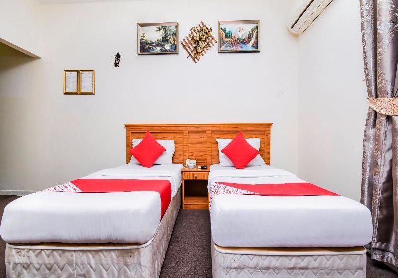 Отель Oyo 159 Sports Piaza