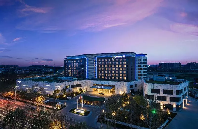 Hotelli Radisson Blu Zhengzhou Huiji