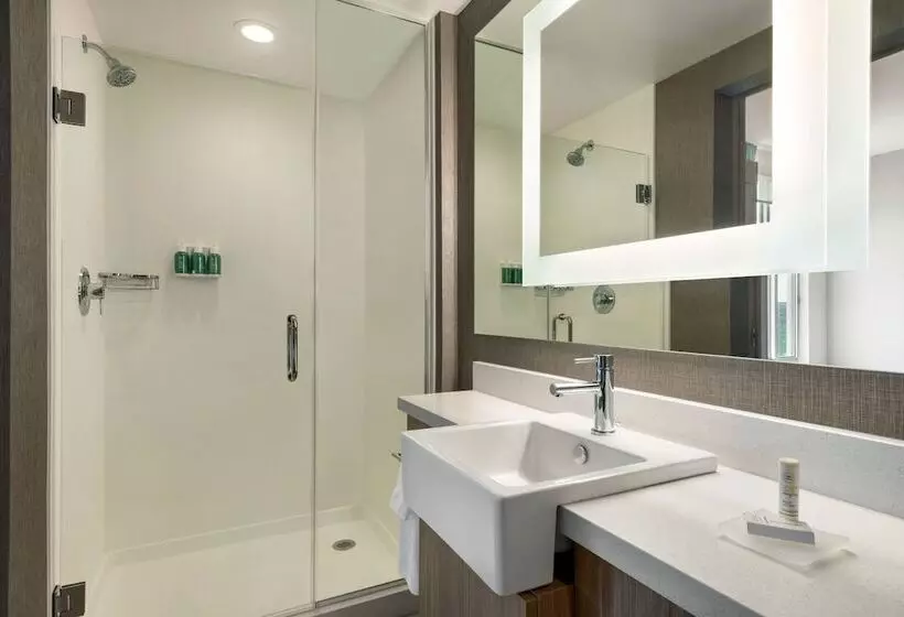 ホテル Springhill Suites By Marriott Milwaukee West/wauwatosa