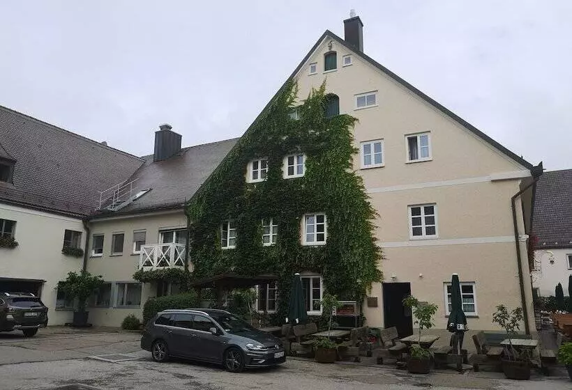 Brauereigasthof & Hotel Maierbräu