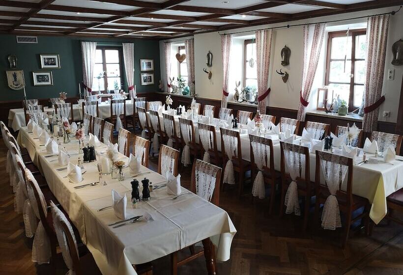 Brauereigasthof & Hotel Maierbräu