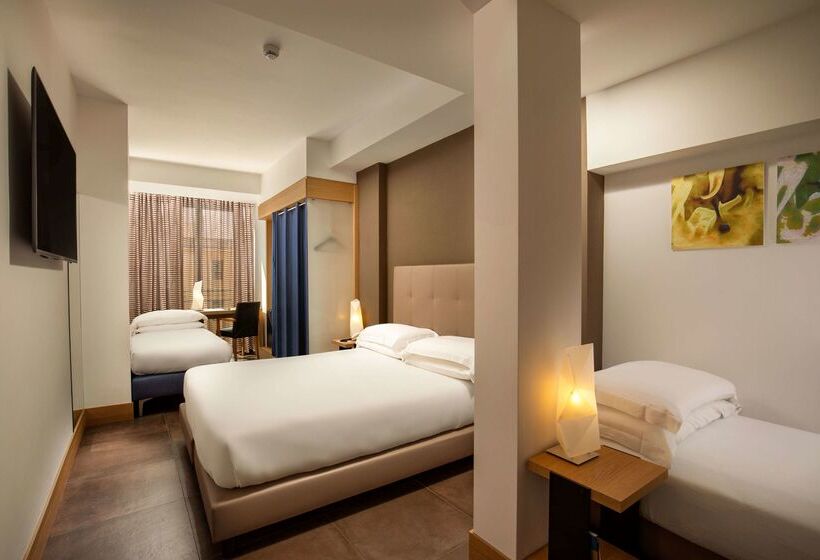 The Spring House Hotel Rome Vatican, Tapestry Collection Hilton