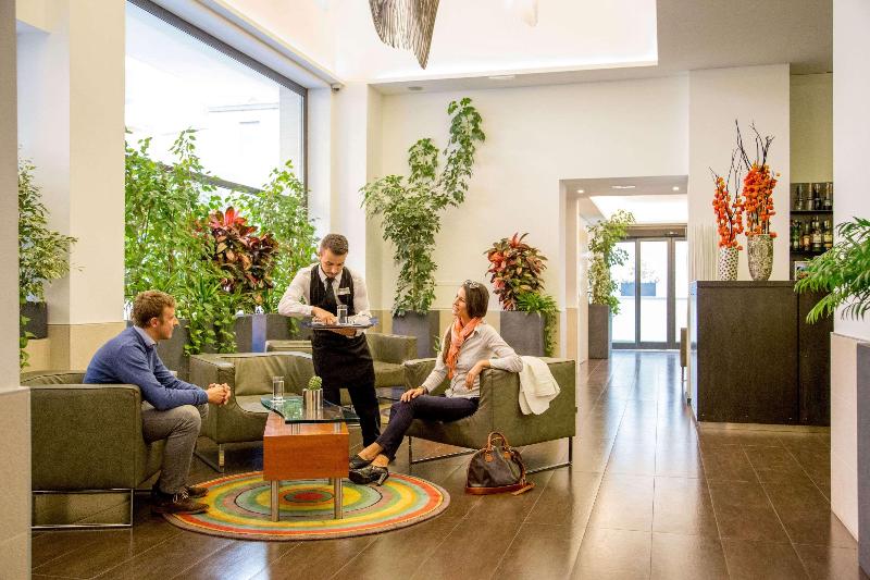 The Spring House Hotel Rome Vatican, Tapestry Collection Hilton