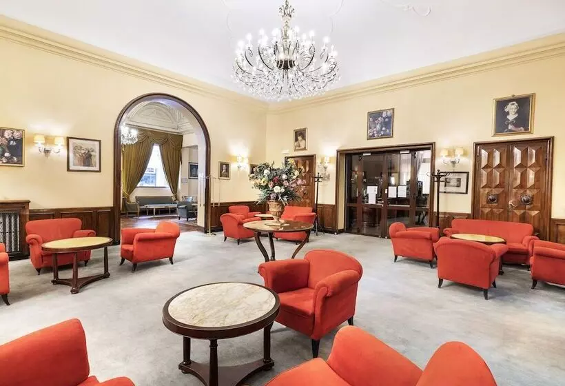 Hotelli Palace Bologna Centro