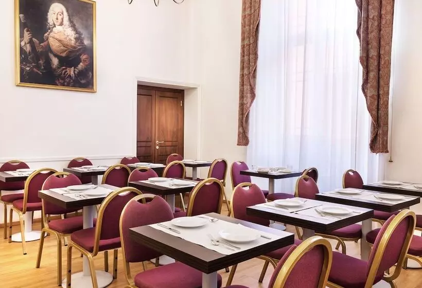 Hotelli Palace Bologna Centro