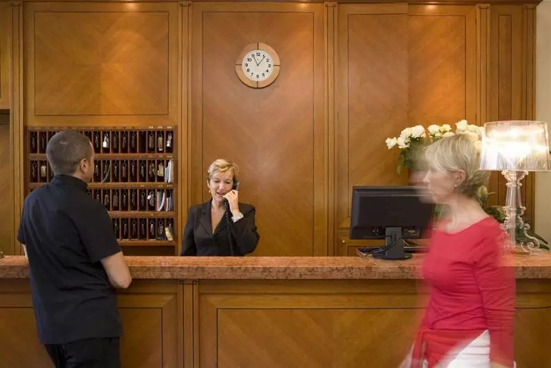 ホテル Parigi & Spa