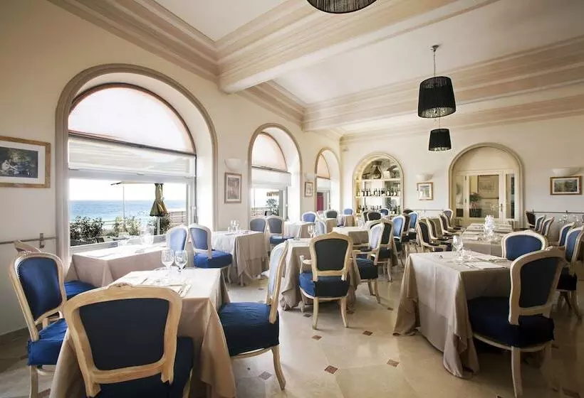 ホテル Parigi & Spa