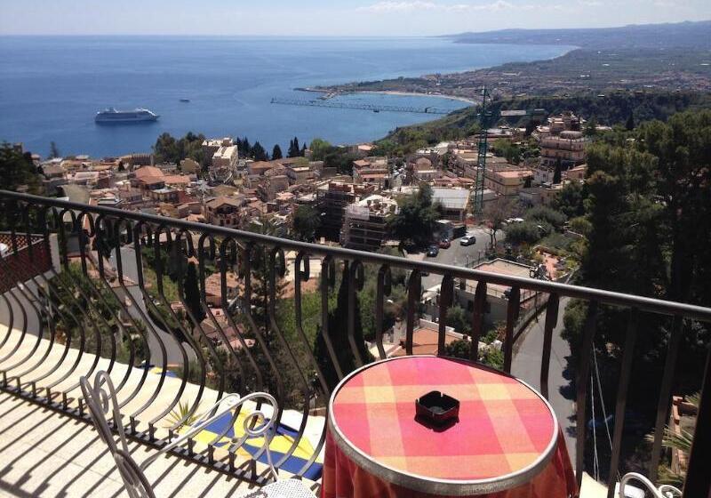 Villa Greta Hotel Rooms & Suites