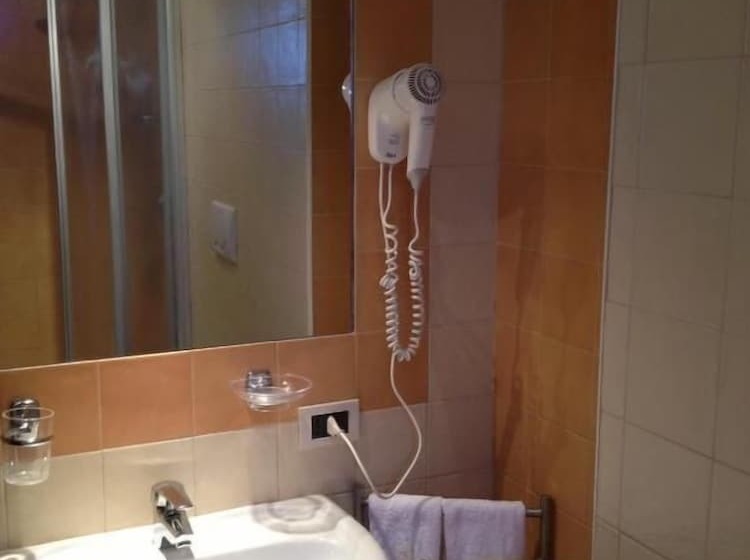 Villa Greta Hotel Rooms & Suites